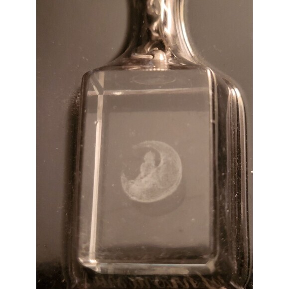 Crystal Keychain Half Moon in Plastic New In Package - Picture 2 of 2